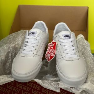 NEW COMFORT FIT WHITE VANS